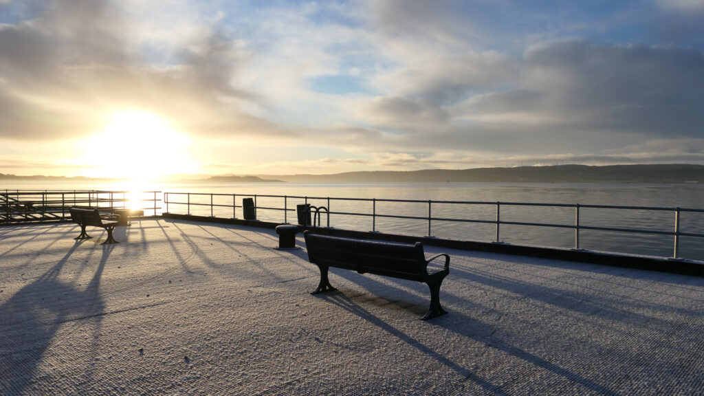 Helensburgh Pier in Snow
